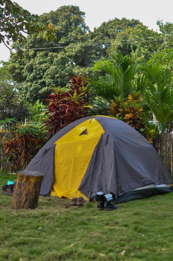 Hostal Cuyagua Palomino Exterior photo